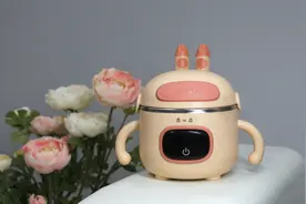 这个恒温辅食碗来自太空，宝宝需要它图片