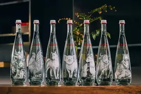 把矿泉水做成收藏品，农夫山泉设计美学好绝图片