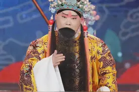 相声春晚落幕：岳云鹏自嘲不红了，郭麒麟搭档狗神，郭德纲唱大戏图片