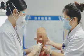 老人中风后吞咽困难一个月饿瘦30斤，医生提醒图片