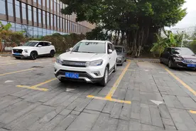 养车我是认真的，雨刮水自己动手图片