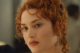 微胖女生怎么穿才高级？建议烫卷发穿蕾丝长裙，打造高雅贵族气质图片