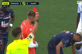 终场结束，9打9！法甲红牌满天飞，单场4红，3场7红，梅西不容易图片