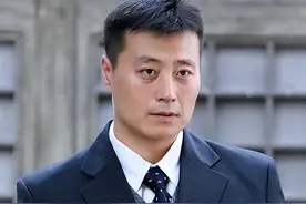 演员任程伟：成名后承诺不抛弃糟糠妻子，如今是否真的做到了图片