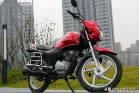 满油续航565km！解读新大洲本田实用街车150U：极速95km，油耗2升图片