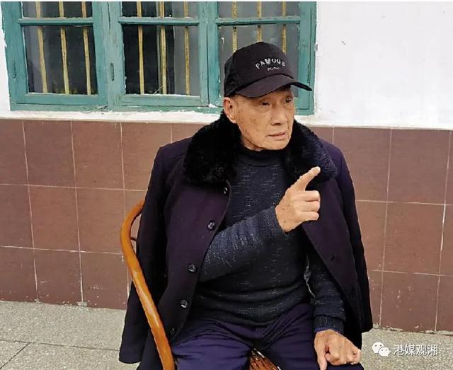 湖南湘潭乡亲修路迎马英九回乡