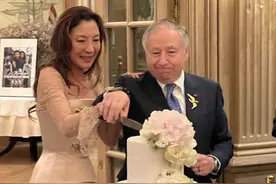 杨紫琼与相恋19年男友结婚！老公是前法拉利总裁，对她一见钟情图片