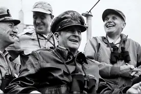 美国“少帅”麦克阿瑟：曾三度竞选总统，在兵败朝鲜后却狂赞中国图片