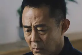 57岁侯勇对比66岁李幼斌，老天赏饭吃和科班毕业的演技一目了然图片