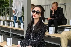 刘诗诗参加 CHANEL 大秀，被网友群嘲「太普」、「脸太长」？图片