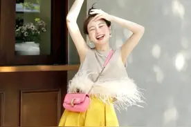 小个子，穿“短裙”还是“长裙”更显高？素人街拍对比告诉你答案图片