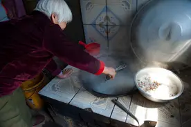 南北方各自看不惯的3种生活习俗，哪一条你最不能接受？图片