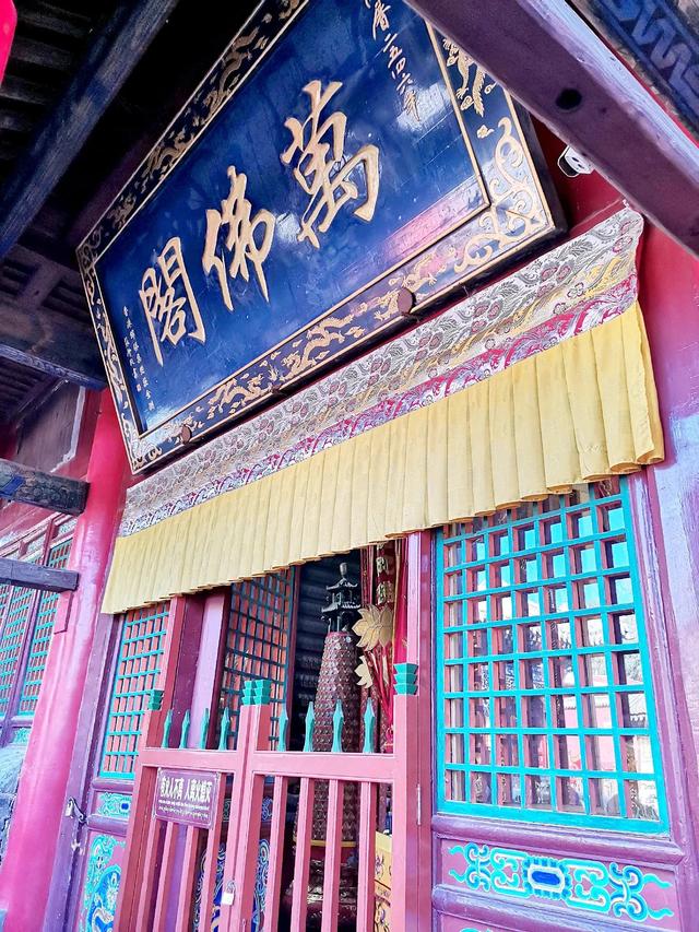 关于五爷庙的简介（五台山的名片五爷庙的前世今生）