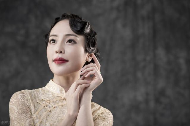 女人四十，凡事看开，万事随缘，余生无悔