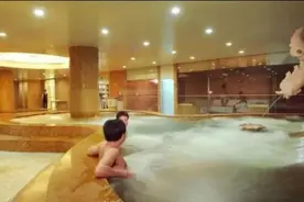 泡澡的功效图片