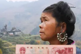 石奶引：1元人民币上的农村姑娘，什么来头？如今怎么样了？图片