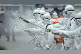 吴立峰：第三次世界大战其实已经开打，世界上只有两大阵营图片