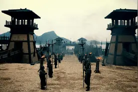 刘备早期无依无靠寄人篱下，为何能够白手起家？离不开这两股势力图片