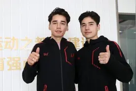 28岁刘少林入籍中国1个月，创全国纪录央视狂喜！白人妈妈太年轻图片