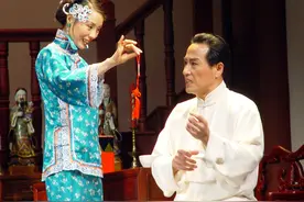 回顾两观北京人艺《天下第一楼》（图）图片