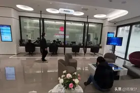 我国存款最安全的三大银行，永远都不会倒闭，你知道是哪三家吗？图片