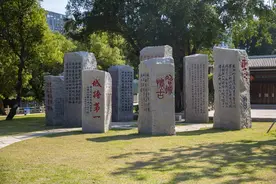 撩妹必背十首诗图片