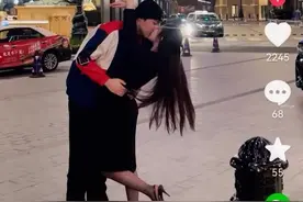 《机智的恋爱》乌兰分手，双方删除所有亲密视频，女方公开新恋情图片