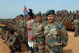 一旦中印开战，中国能击败印度吗？印度网友的回答很是奇葩图片