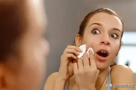 女人若想皮肤好，记得“少吃2物，多喝5水”，面如桃花气质佳图片