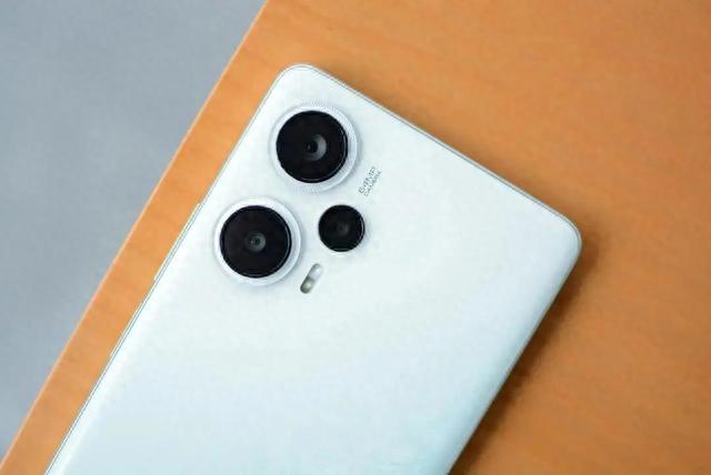 �����ֻ��Լ۱Ȱ�ϴ�ƣ�realme��iQOO����ǰ������һ��ʵ������