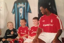 2001年出生，身价达1500万欧元！诺丁汉森林小将的父子情怀图片