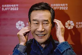 李雪健儿子当导演献礼父亲，难得一家三口亮相电影节图片