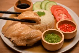 要吃几粒饭？海南鸡饭的古早手艺：鸡饭粒图片