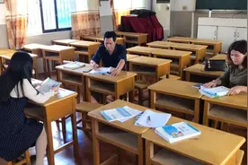降薪先从教师开始？教师人数太多，降薪或许实行图片