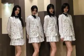 山东四胞胎“冰清玉洁”，个个实力和颜值齐飞，回头率极高图片