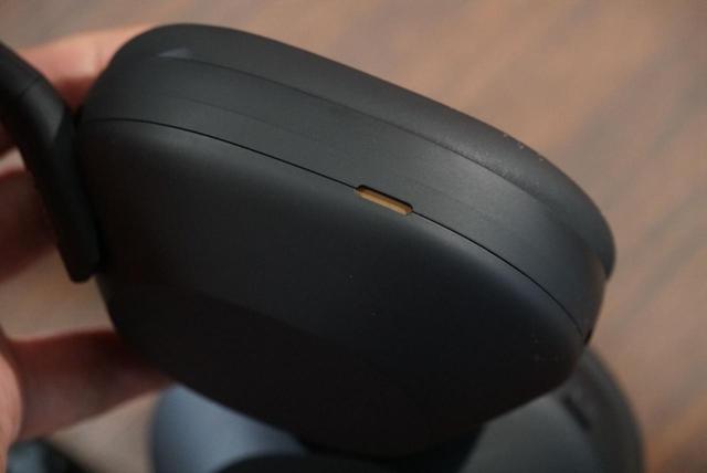 有种要跟苹果耳机拼命的架势，谈索尼WH-1000XM5与LinkBuds S