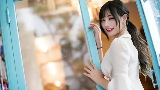 21岁男子洗浴强奸42岁阿姨,期间小伙昏迷,阿姨痛哭我才是受害者