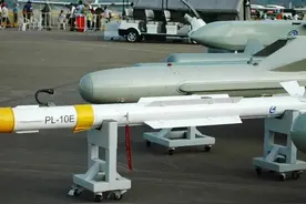 “枭龙Ⅲ”有歼20基因，先进四代半战机，媲美最新批次鹰狮图片