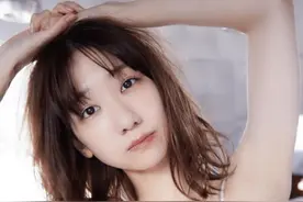 30岁柏木由纪素颜照曝光，满脸痘疤和斑点，网友直呼认不出图片