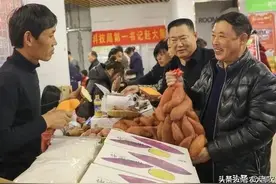 长见识！你知道农村什么条件的人可以当村长，退休镇长说的大实话图片