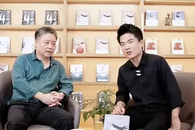 抖音公开课董宇辉对话余华：我们是同一种人，不被理解，不被接受图片