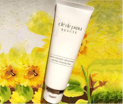 想让肌肤变得精致，这些洗面奶绝对少不了，让你肌肤舒适又健康