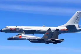 “备战”二字不是随便说说！美航母赖在南海不走，轰-6K直奔南沙图片