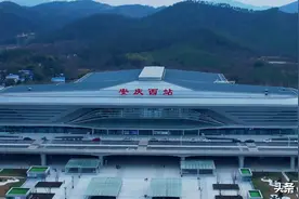 安庆市的区划变动，安徽省的重要城市，为何有10个区县？图片