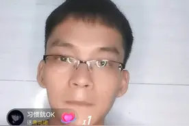 高考15次的唐尚珺开直播，网友呼吁他和张雪峰连线寻求帮助图片