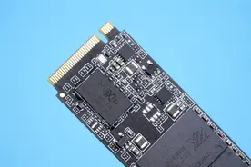 长江存储自研Xtacking架构SSD主控现身PCI-SIG图片