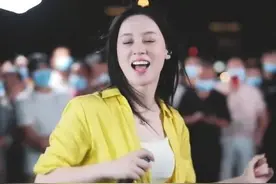 大网红唐艺的演绎路图片