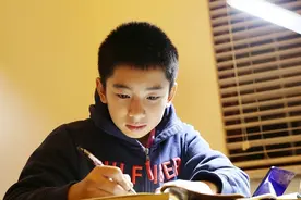 英语不再设为高考必考科目？政协委员的一番话，说到了家长心坎里图片