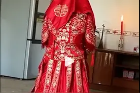 新娘被要求五小时脚不沾地，称是在磨她的性子，婚俗陋习何时休？图片