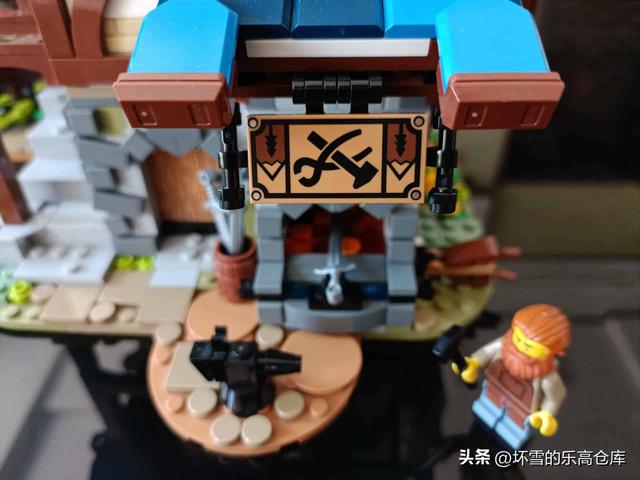 乐高中世纪城堡系列回归之作？21325铁匠铺测评